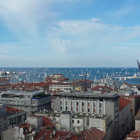Apartment La Finestra Sul Mare Triest
